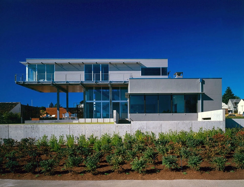 vue façade terrasse - Eaton Residence par E. Cobb Architects - Seattle, Usa - Photo Paul Warchol