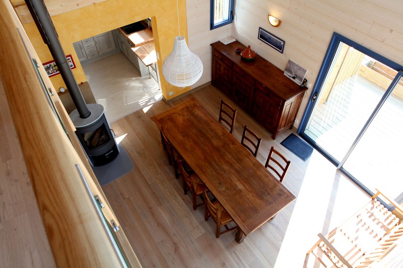 séjour - Maison bois bioclimatique par Patrice Bideau architecte