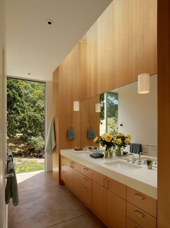 Armoire & Miroir Salle De Bains - Home-Sonoma Par Turnbull Griffin Haesloop - Californie, USA