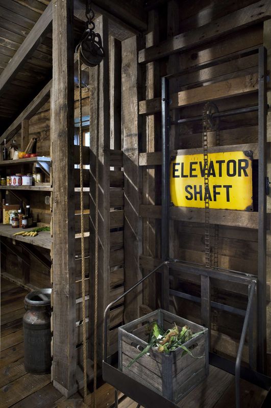 Ascenseur Traditionnel - Rural-Barn Par MW Works - Leavenworth, USA
