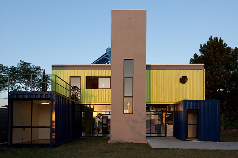 Casa Container par Danilo Corbas -São+Paulo, Brésil - +d'infos