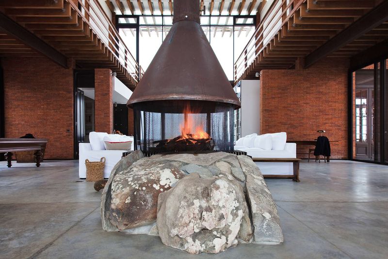 Cheminée Salon - Luna-Llena-House Par Candida Tabet - Punta Del Este, Uruguay