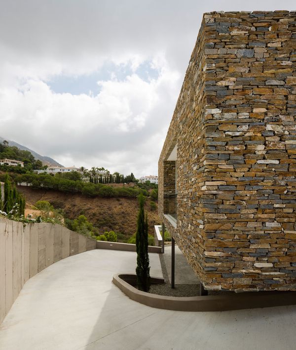 Clôture & Sentier Privé Accès - El Meandro Par Marion Regitko - Malaga, Espagne
