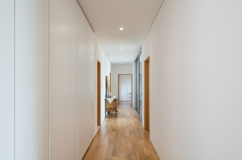 Couloir - House-Dongmang Par 2m2 Architects - Geoje, Coree Du Sud
