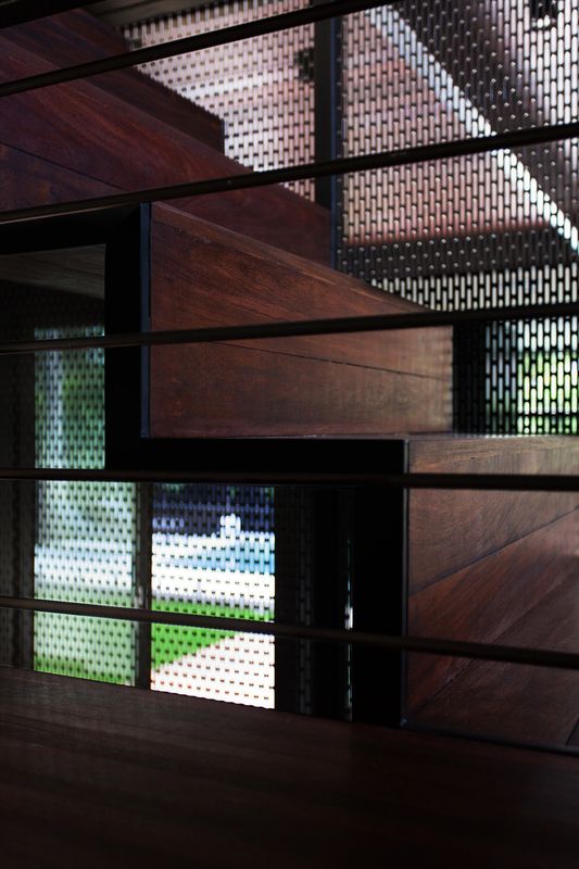 Coupée Croisée Par YH2 Architecture - Montréal, Canada 14