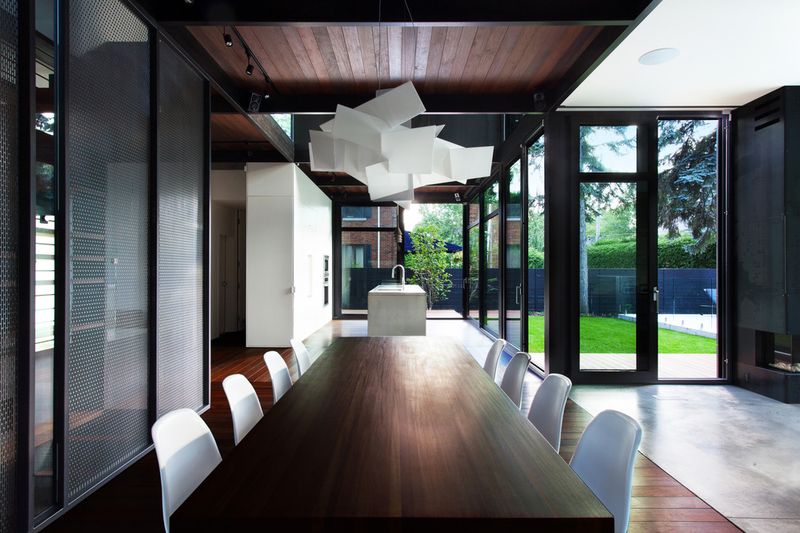 Coupée Croisée Par YH2 Architecture - Montréal, Canada 15
