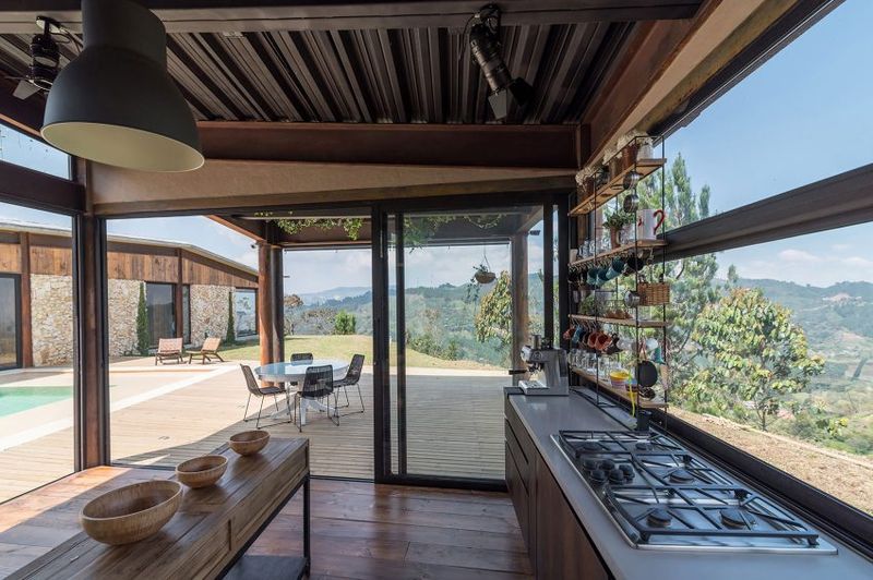 Cuisine Ouverte & Salon Terrasse Design - Gozu-House Par Opus - El Retiro, Colombie