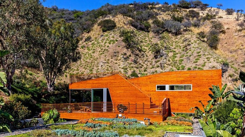 Magnifique Jardin & Façade Balcon - Wood-Clad-Home Par Space International - Los Angeles, Etats-Unis