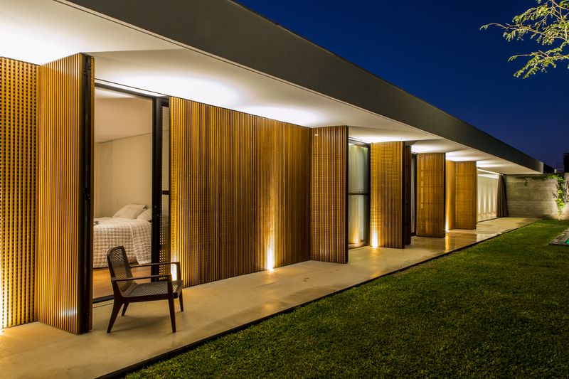 Ouvertures En Nattes De Bois - MCNY-House Par Mf Arquitetos - Franca, Bresil