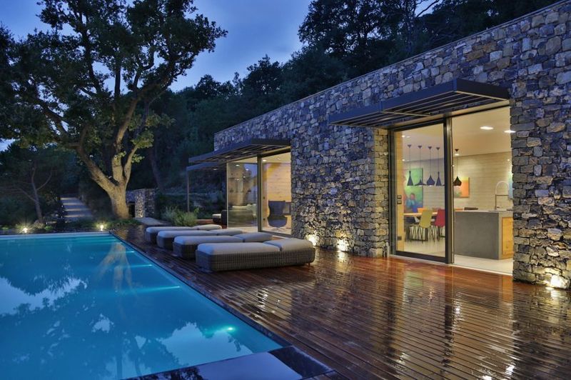 Piscine & Bain De Soleil Nuit - Villa-N Par Giordano Hadamik Architects - Imperia, Italie
