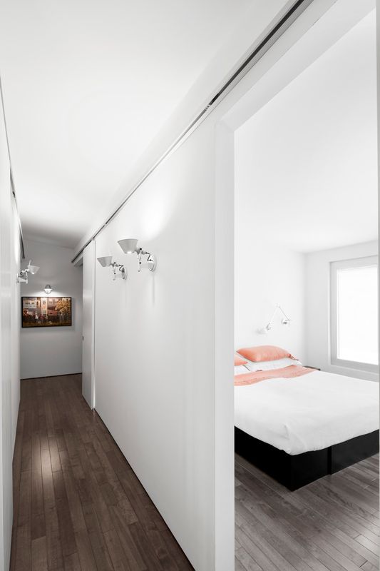couloir et chambre - Résidence LeJeune par Architecture Open Form - Montréal, Canada