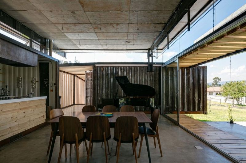 Salle Séjour & Baie Vitrée Coulissante - RDP House Par Daniel Moreno Flores - Pichincha, Equateur