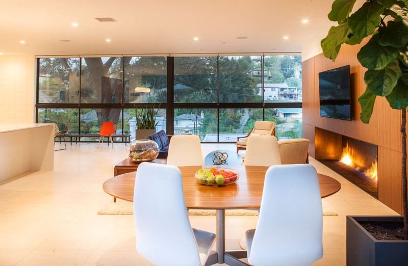 Salle Séjour & Cheminée - Mid-century-family-home Par Nakhshab - San Diego, USA