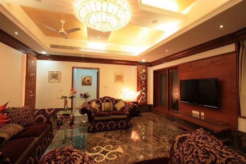 Salon Principale & écran TV - Royal-Splendour-House Par Ansari And Associates - Ayyampet, Inde