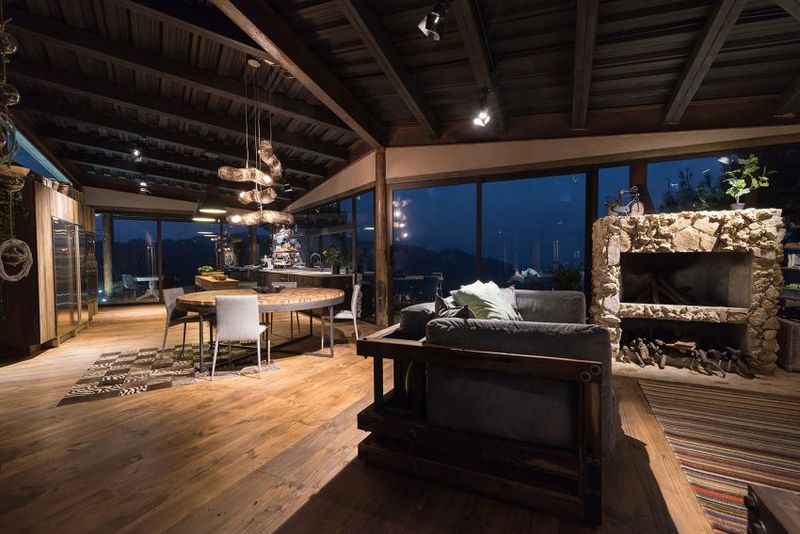 Salon & Salle Séjour - Gozu-House Par Opus - El Retiro, Colombie