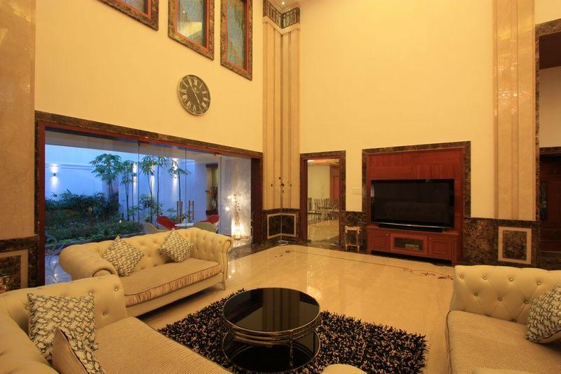 Salon Secondaire & écran TV - Royal-Splendour-House Par Ansari And Associates - Ayyampet, Inde