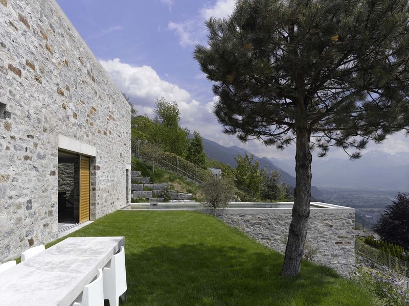 Salon Terrasse Design & Jardin - Building-Brione Par Meuron Romeo - Minusio, Suisse