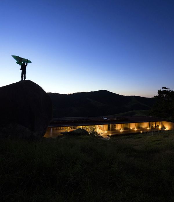 Vue D'ensemble Illuminée - Catucaba-House Par MK27 Studio - Catucaba, Bresil