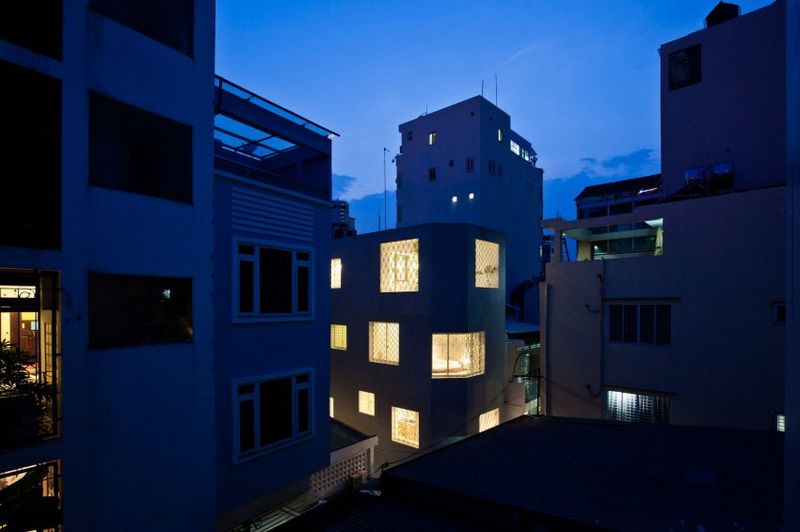 Vue D'ensemble Site Nuit - HEM-House Par Sanuki Daisuke - Ho Chi Minh, Vietnam