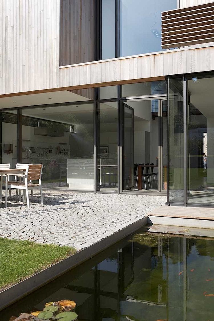 baie vitrée et bardage terrasse - Maisons bois contemporaines par Zamel Krug Architekten - Hagen, Allemagne
