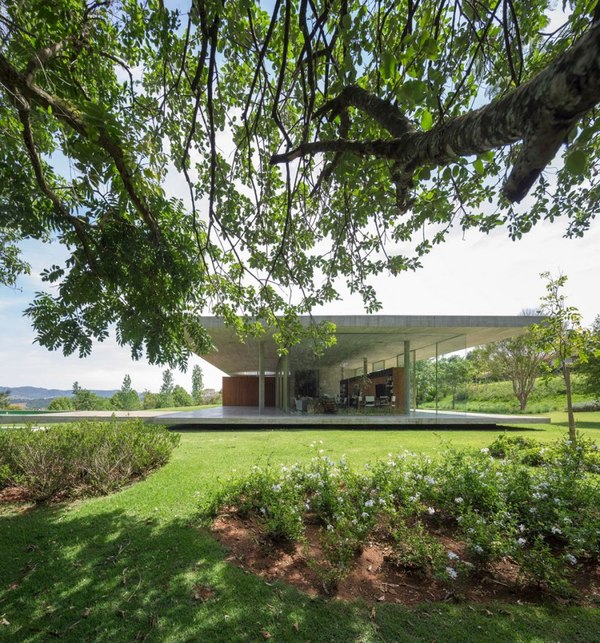 côté terrasse - Redux House par Studio mk27 - Brésil