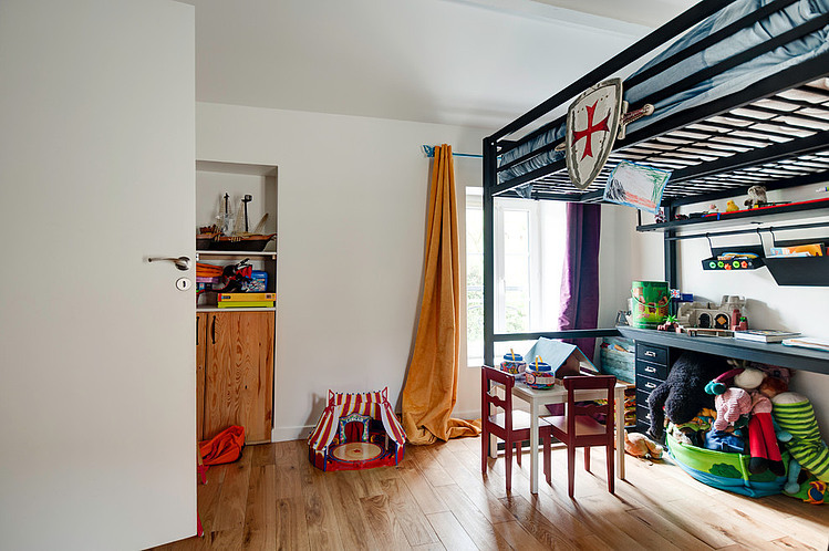 chambre enfant - extension contemporaine par Jean-Philippe Doré - Vexin, France - Photo Jean Richer