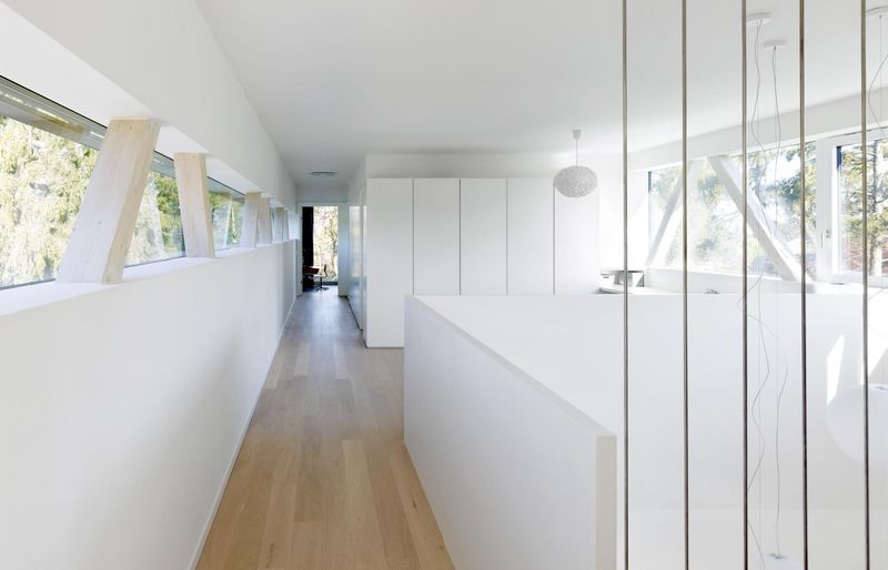 couloir - Single-family-house par Christian von Düring architecte, Suisse