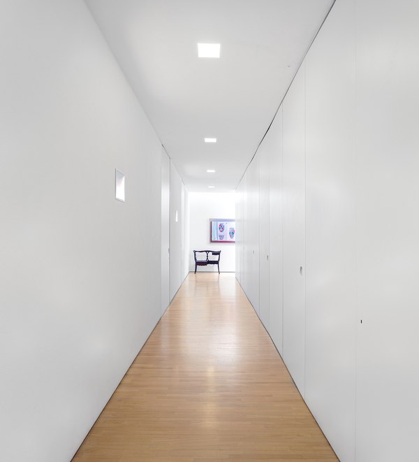 couloir - Tetris House par Studio mk27 - São Paulo, Brésil