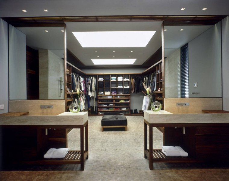 dressing et salle de bains - La Punta par Central de Arquitectura - Bosques de las Lomas, Mexique