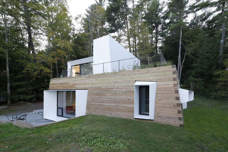 façade bardage bois - lake house par Taylor and Miller Architecture and Design - Usa