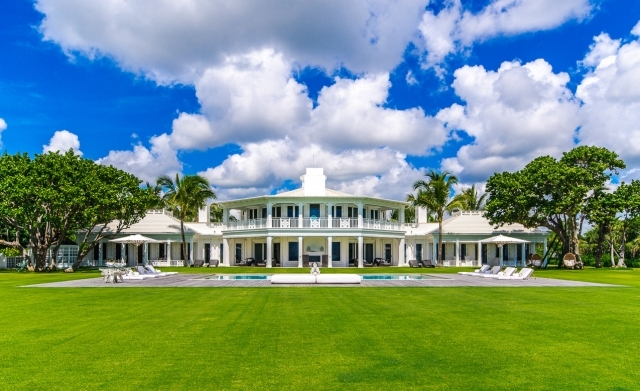 façade jardin - manoir Céline Dion - Miami, USA