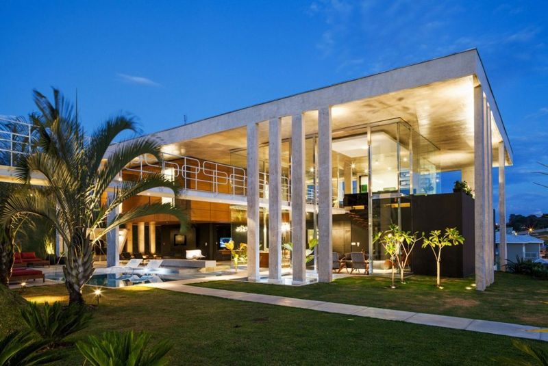façade jardin nuit - Botucatu-House par FGMF Arquitetos - Botucatu, Brésil