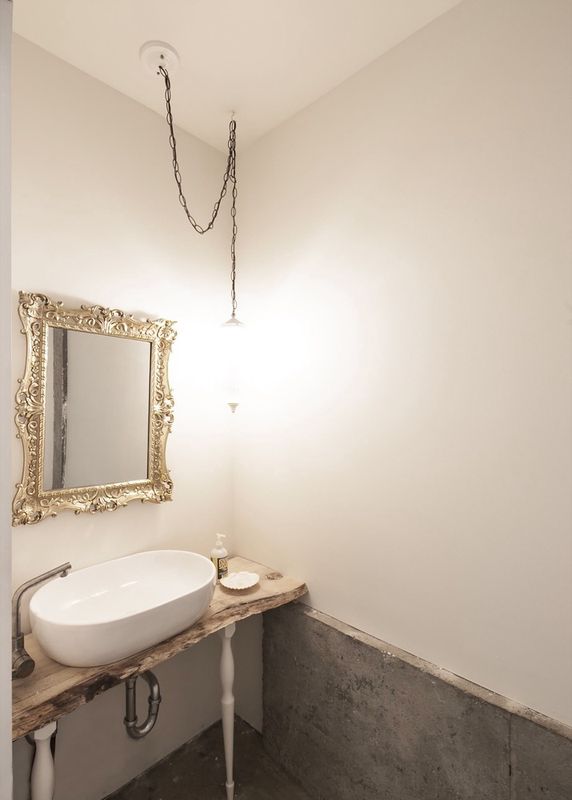 lavabo - MadHouse par Lion Architecture - Kansas City, USA