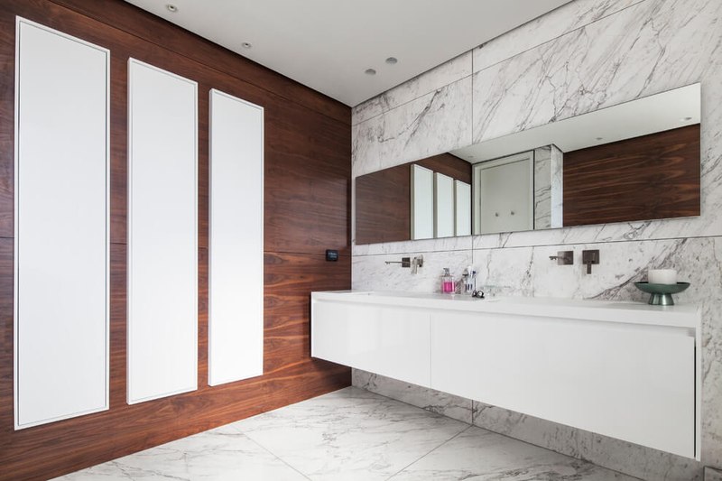 salle de bains - Maison contemporaine béton par Ron Aviv - Tel Aviv, Israël