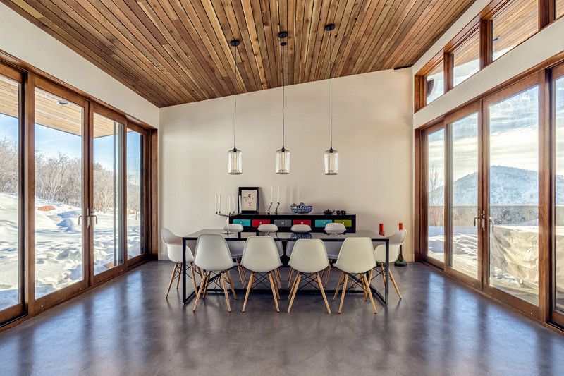 salle séjour & baies vitrées - wood-clad-home par ParkCity Design - Utah, USA
