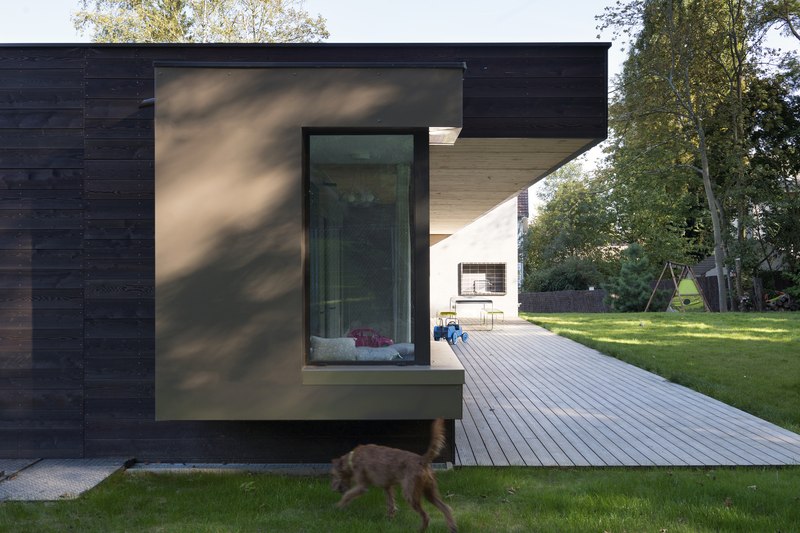 terrasse côté - War house par A+B architectes - Montmorency, France
