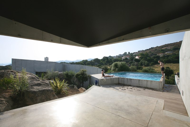 terrasse et piscine - maisons contemporaines par Bona-Lemercier - Monticello, France