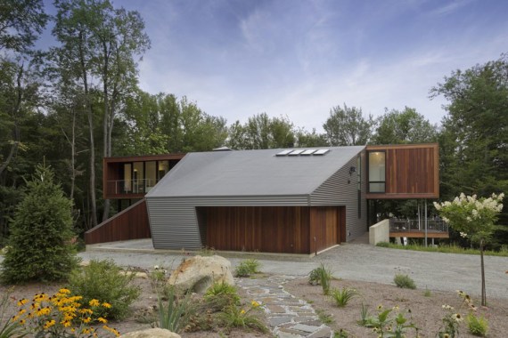 Façade nord - Berkshire Pond House par David Jay Weiner USA