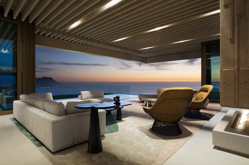 terrasse salon design & vue panoramique sur mer - saota-le-cap par SAOTA - Cap, Afrique du Sud