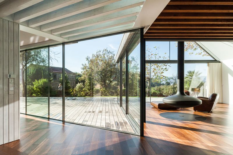 salon & cheminée design - House-four-houses par Prod Architecture - Penafiel, Portugal