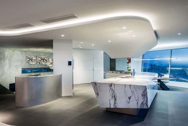 vaste cuisine - uneTrigg-Residence par Hiliam Architects - Trigg WA, Australie