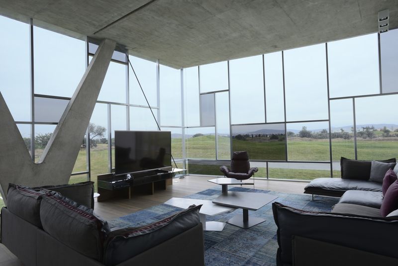 salon & écran TV - Campanario-2 par Axel Duhart Arquitectos - Santiago-Querétaro, Mexique