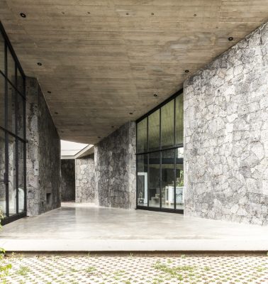 maison-individuelle-Mexique-pierre